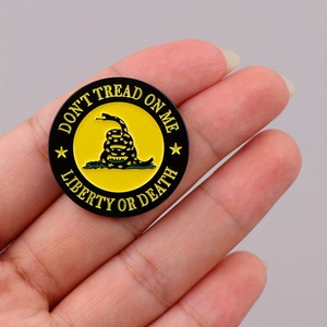 Pin de Solapa Personalizado de Aleación de Zinc con la Bandera de Gadsden de Libertad o <span class=keywords><strong>Muerte</strong></span>, Insignia Patriótica - Product Image 2