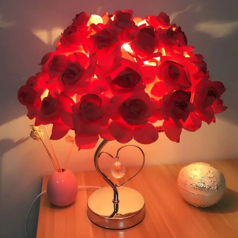 Дизайнерские настольные лампы, роскошная современная Европейская атмосфера, декоративная лампа для свадебной вечеринки, розовая светодиодная ночная тумбочка, лампа