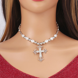 Collar de Perlas Cruzadas en Oro Grado AA con Incrustaciones de Cristal para Uso Diario en Mujeres - Product Image 2