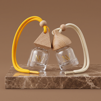 Bouteille de parfum pour voiture en verre coloré avec bouchon en bois naturel, diffuseur de parfum auto vide, petit flacon en verre à suspendre