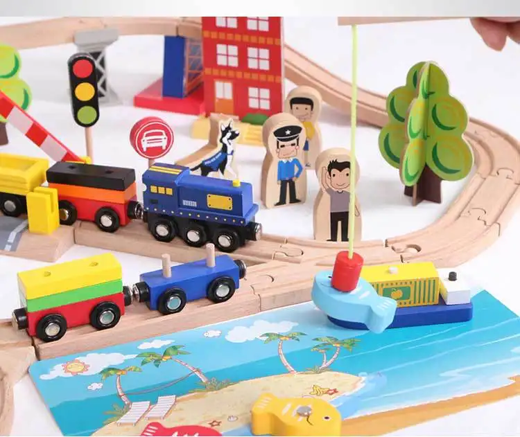 2022โต๊ะไม้ของเล่นเด็กรถไฟคลาสสิกไม้มินิติดตามสำหรับเด็กไม้รุ่นชุดรถไฟสล็อตของเล่น