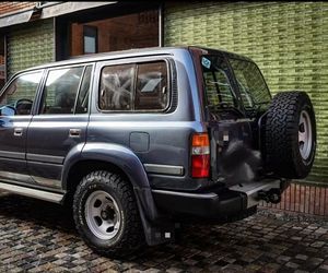 עבור 92-97 קרקע סיירת lc80 חדש 12v הוביל זנב אור הרכבה ברור עדשה הבלם אדום עמיד ABS חומר אביזר רכב - Product Image 6