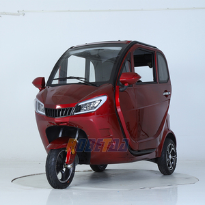Scooter électrique à trois roues pour adultes, mini-voiture fermée 3 places avec moteur 2200W et batterie 60V - Product Image 1