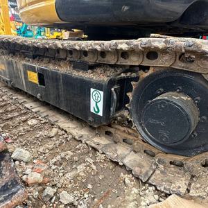 Miniexcavadora Komatsu PC20 de 2 Toneladas, Excavadora de Orugas Mini Usada, Modelo PC18 para Construcción y Agricultura - Product Image 4