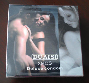 Passen Sie China Supplier Male Large Oil Kondom mit gepunkteten einfachen Rippen an - Product Image 5