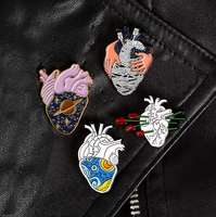 Broches anatomiques mignonnes en émail en forme de cœur, broche médicale d'anatomie et de neurologie pour médecin et infirmière, sac de revers, badges cadeaux