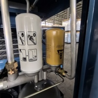 Compresseur d'air Kaishan 15HP avec réservoir et sécheur, idéal pour un fonctionnement continu dans les usines textiles, performances fiables