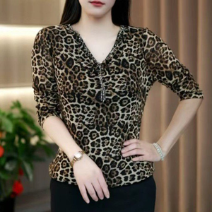 Haut de base layer extensible à manches longues et coupe ajustée pour l'automne et l'hiver - Product Image 3