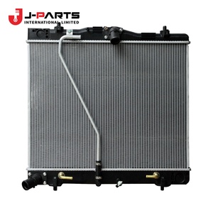 Radiateur complet pour Toyota HIACE TRH203 2005-2013 - Product Image 1