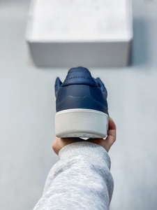 New luxury flat leisure anti-slip outdoor skateboard, fashionable for both <b>men</b> and women, breathable, suitable for spring and - Product Image 2