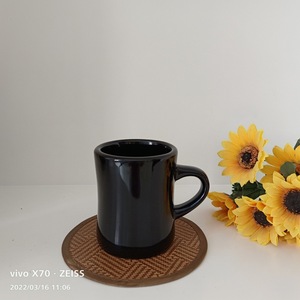 Mug à café en grès blanc cassé, tasse individuelle, couleur unie, personnalisable, cadeau personnel - Product Image 4