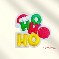 Patchs brodés thermocollants scintillants de Noël, motifs dessin animé (Sapin, Bonhomme de neige, Flocon de neige, Chaussette de Noël) pour vêtements et sacs