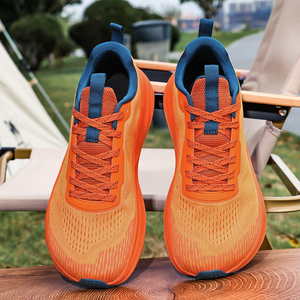 Nuove Scarpe da Corsa Uomo US 13 14 EU 47 48 con Suola Spessa Ammortizzata, Arancione Vibrante, Leggere in Mesh per Jogging, Palestra e Allenamento - Product Image 3