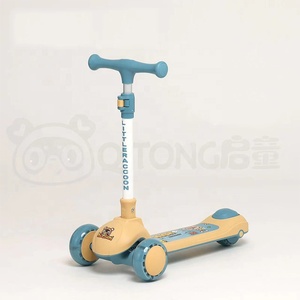Magazzino ue portatile per bambini kick scooter push ruota luminosa elettrica ragazzi ragazze regalo <span class=keywords><strong>skateboard</strong></span> per bambini E scooter per bambini - Product Image 2