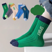 Chaussettes de sport pour enfants en polyester respirant, idéales pour la course, le jeu et l'usage quotidien – Vente en gros disponible