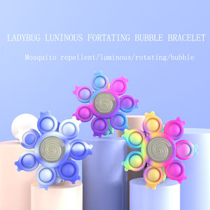 Bracelet <span class=keywords><strong>anti</strong></span>-<span class=keywords><strong>stress</strong></span> lumineux en silicone à bulles à presser, en forme de montre pour enfants, fidget spinner, coccinelle naturelle tie-dye, à presser et qui brille dans le noir - Product Image 2