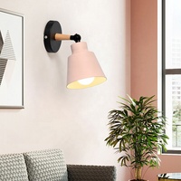 Top qualité échantillon gratuit Type réel Macaron nordique lumière de luxe chevet Led lampe murale support lumière usine de chine
