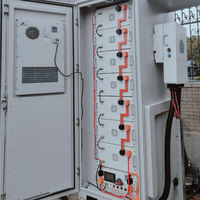 Système de stockage d'énergie à batterie lithium haute tension en gros 100Ah, hybride, avec support réseau, conception empilable, indice de protection IP65, 10kWh