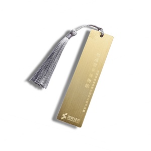 Marcapáginas de Metal Irrompible de Lujo con Etiqueta Personalizada de la Empresa y Borla Gris - Product Image 3