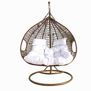 Chaise de balcon de loisirs au design tendance, cadre double en aluminium, panier en rotin tressé, chaise suspendue à bascule, chaise œuf suspendue - Product Image 3