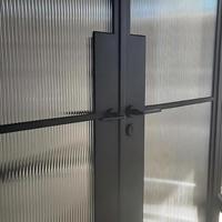 Portes de chambre extérieures sur mesure haut de gamme avec cadre noir cintré, double vitrage trempé, isolation thermique pour le marché nord-américain