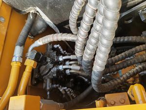 Miniexcavadora Hidráulica Sany75c de 7.5 Toneladas, Motor, Caja de Cambios, Bomba de Engranajes, Ofrece Piezas de Calidad y Costos de Fabricación Más Bajos - Product Image 6