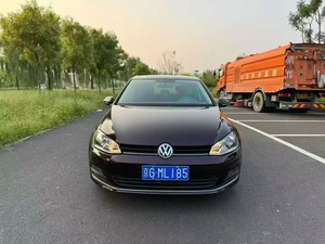 รถเก๋งใช้ระบบเบนซินความเร็วสูง - Product Image 1