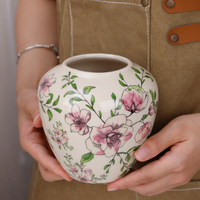 Vase à fleurs en céramique vintage Redeco avec glaçure craquelée, motif floral rose, vase en céramique pour la décoration de la maison, centre de table pour la chambre à coucher