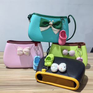 Bolso Bandolera Mini EVA para Niñas con Dijes Personalizables, Logotipo Personalizado, Gran Capacidad, Suave y Ecológico, Marca OEM/ODM - Product Image 2