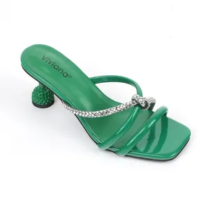夏季时尚大码女式法式水钻鞋跟户外拖鞋