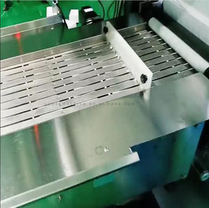 Bâtonnet de test de grossesse, machine d'emballage de gaze, coton-tige de gorge pour le haut du nez, machine d'emballage à 4 côtés - Product Image 2