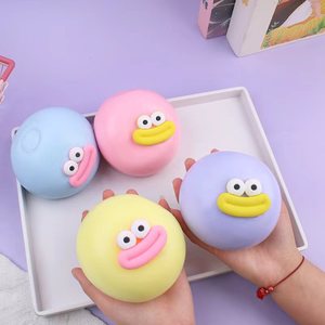 Juguete de apretar con forma de boca de salchicha de ojos grandes, colorido, lindo, divertido, de dibujos animados, en forma de bollo/dumpling, bola de rebote lento, juguete divertido de descompresión - Product Image 6