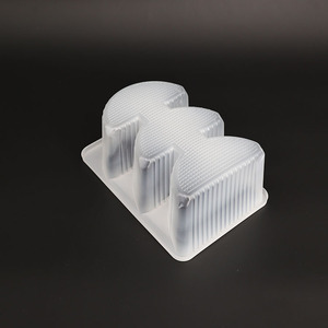 Boîtes d'emballage alimentaire rectangulaires en PP de qualité supérieure pour le stockage des aliments congelés, épaisseur et impression de logo personnalisables - Product Image 4