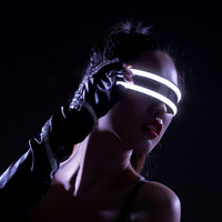 Lunettes LED Lumineuses Stroboscopiques pour Soirées en Boîte de Nuit, Anniversaires, Noël, Diwali, Pâques – Décoration en Plastique, Accessoires de Scène Tendance Unisexe