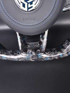 Volant sport en <span class=keywords><strong>alcantara</strong></span> pour VW <span class=keywords><strong>Golf</strong></span> <span class=keywords><strong>7</strong></span>, nouvelle version améliorée, volant en fibre de carbone pour Volkswagen <span class=keywords><strong>Golf</strong></span> - Product Image 2