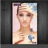 Boîte à lumière LED rectangulaire ultra-mince en verre trempé et aluminium pour publicité suspendue en intérieur, format A4