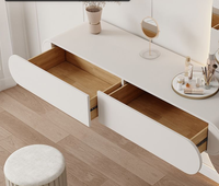 Nouvelle conception de coiffeuse murale avec miroir de maquillage intégré, miroir pleine longueur anti-buée à LED rétroéclairé pour chambre à coucher