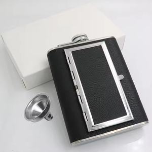 Porte-<span class=keywords><strong>bouteille</strong></span> d'<span class=keywords><strong>alcool</strong></span> en acier inoxydable enveloppé de cuir avec étui à cigares intégré et ensemble d'entonnoirs pour homme et femme - Product Image 6
