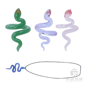 Anillos de vidrio con forma de serpiente, colgantes, adornos de vidrio, regalo de Año Nuevo, collar de vidrio Zibo, regalo de puesto. - Product Image 5