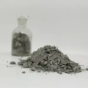 KERUI Bloc de poudre moulable en fibre d'acier de haute qualité résistant à l'usure Adjuvants spéciaux à faible teneur en ciment pour les produits moulés réfractaires