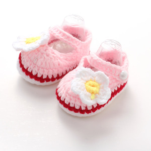 Encantadores zapatos de bebé hechos a mano Patrón de ganchillo Wrapover Botines de bebé Patrón de ganchillo Zapatillas - Product Image 5