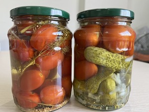 Assortiment de concombres et tomates marinés frais à saveur sucrée GRANDE REMISE Meilleur prix Usine du Vietnam Norme mondiale de haute qualité - Product Image 6