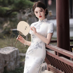 Trajes tradicionales chinos Mujeres Vestido ajustado de manga corta Cheongsam <span class=keywords><strong>Tang</strong></span> Suit Vestido estampado - Product Image 2