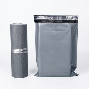 Poly Mailers With Printable Surface Custom Logo Plastic Shipping Bags For Brand Promotion Everywhere - Product Image 1