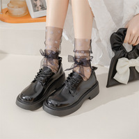 Chaussettes mi-mollet Lolita pour femmes, en maille respirante, fines pour le printemps et l'été, chaussettes bouffantes à nœud, style fée douce