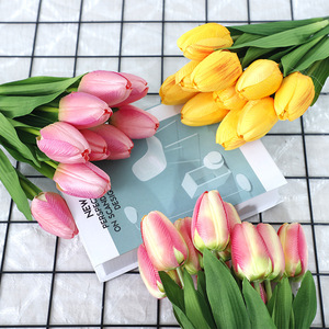 Ramos de Tulipanes Artificiales, Flores de Seda de Alta Simulación, Flores en Jarrón para Decoración del Hogar, Ocasiones de Primavera, Venta al por Mayor de Fábrica - Product Image 3