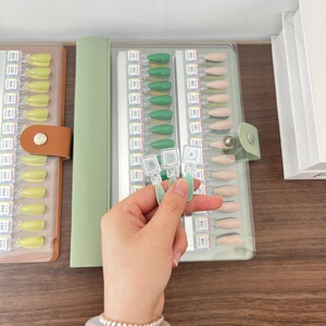 Libro de Muestras de Esmalte de Uñas con Hojas Sueltas y Logotipo Personalizado, Libro de Almacenamiento de Muestras de Esmalte de Uñas para Uñas Postizas - Product Image 1