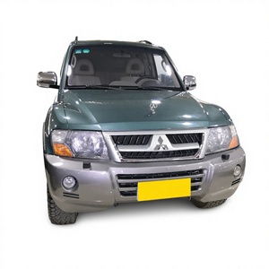 מיצובישי פאג'רו V93 SUV משומש, יורו 6, בנזין, מושבי עור, גלגלי R17 אחוריים, תיבת הילוכים אוטומטית, גג שמש פנורמי - Product Image 2