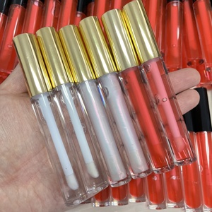Brillo Labial Voluminizador Extremo con Pigmento Resistente al Agua, Marca Privada - Product Image 2