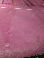 Usine professionnelle produisant directement des terrains de padel intérieurs avec gazon artificiel rose, terrain de padel panoramique extérieur pour salle de sport